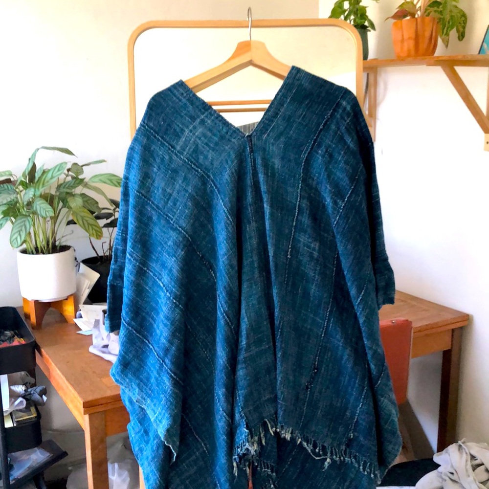 Vintage indigo poncho